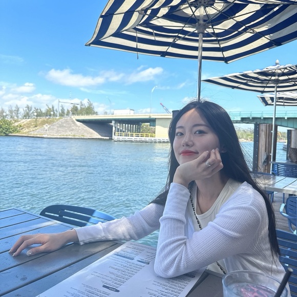 Meet your Posher, Susan - Picture 4 of 7